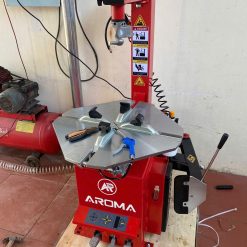Máy ra vào lốp xe máy liên doanh Italy Aroma AR-808