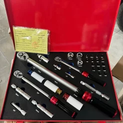 Bộ tay cân lực 1/2 3/8 1/4 32 chi tiết